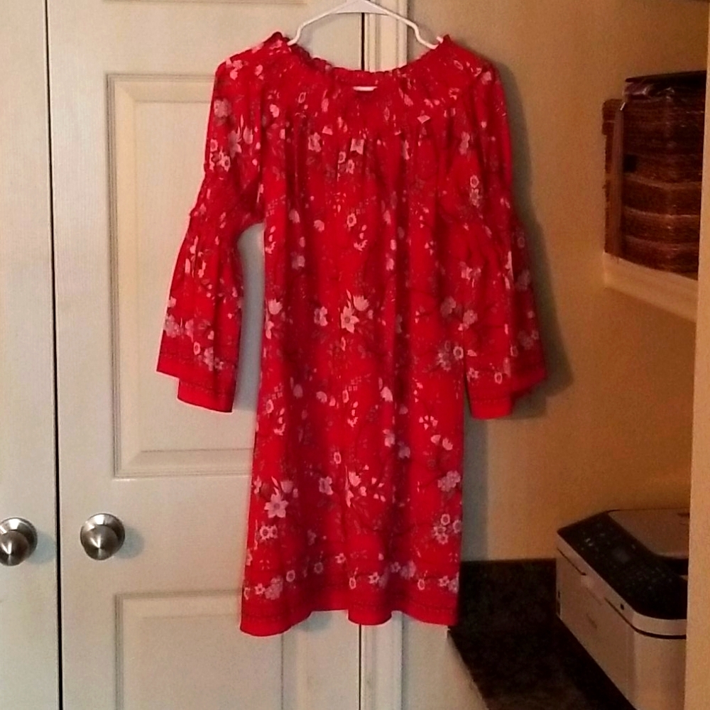 Gorgeous max studio floral dress